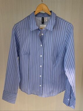 H&M Blue and White Vertical Stripe Button-Up Shirt